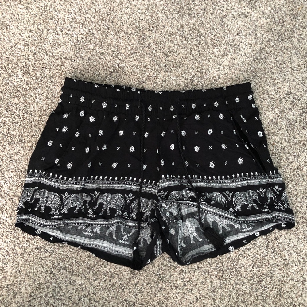 Flowy shorts